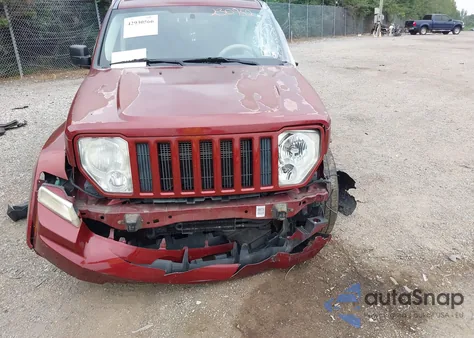 2008 Jeep Liberty Sport z USA, uszkodzony, nr VIN 1J8GN28K48W230952